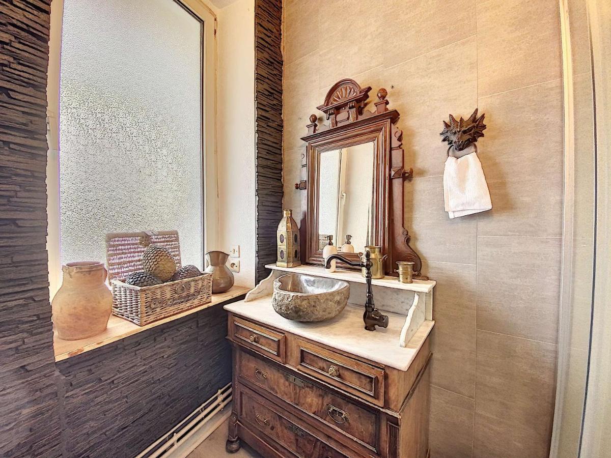 Logement Unique Inspire De Game Of Thrones Au Coeur De *